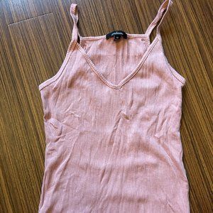 Pink tank size M